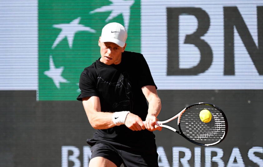 toolxoxcom-final-sejym46hfg-6a0fcad512cc0-1 Sinner 'một mình một ngựa' ở Roland Garros 2026-837226